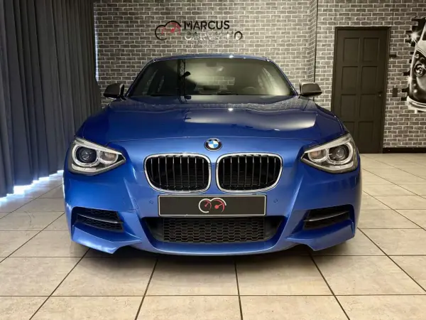 BMW M135i 2014 - 29490 EUR, 91000 km - AUTO.MOTO.pt - 91000km - foto 2 de 15