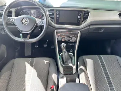 Volkswagen T-Roc 2020 - 16500 EUR, 101482 km - AUTO.MOTO.pt - 101482km - foto 9 de 16
