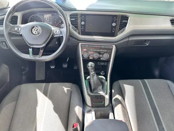 Volkswagen T-Roc 2020 - 16500 EUR, 101482 km - AUTO.MOTO.pt - 101482km - foto 9 de 16