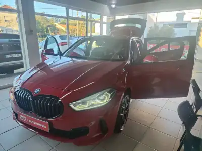 BMW 120 2020 - 27500 EUR, 113000 km - AUTO.MOTO.pt - 113000km - foto 19 de 46