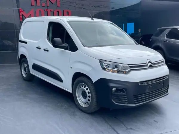Citroën BERLINGO VAN XL 1.5 BLUE HDI 3 LUGARES 2019 - 12300 EUR, 177000 km - AUTO.MOTO.pt - 177000km - foto 2 de 10