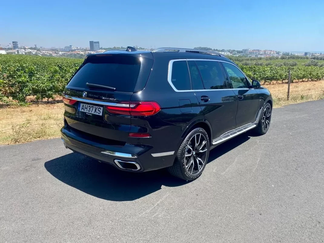 BMW X7 2021 - 84900 EUR, 69000 km - AUTO.MOTO.pt - 69000km - foto 4 de 49