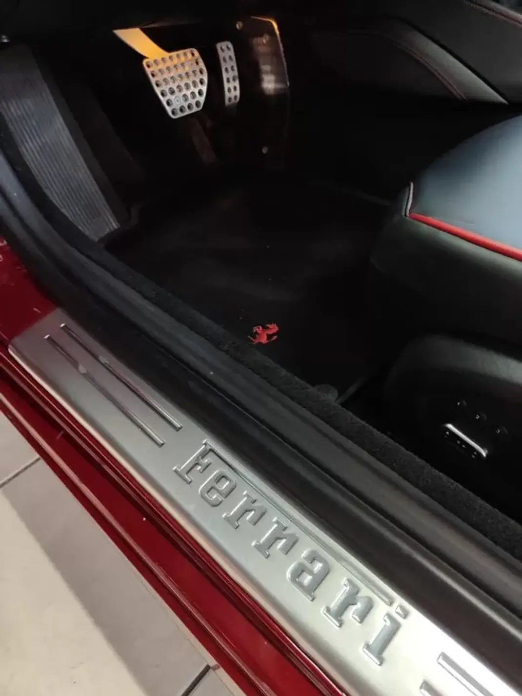 Ferrari California 2016 - 157000 EUR, 73000 km - AUTO.MOTO.pt - 73000km - foto 31 de 56