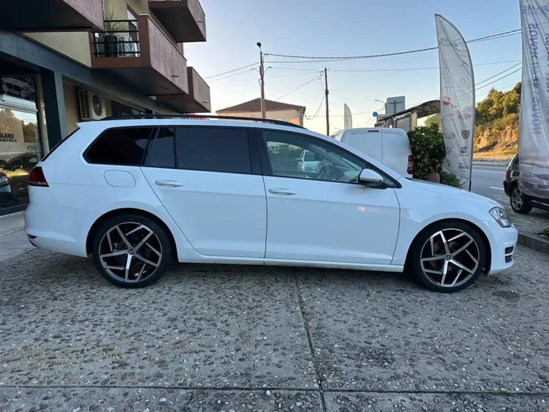 Volkswagen Golf Variant 2015 - 14000 EUR, 161500 km - AUTO.MOTO.pt - 161500km - foto 14 de 55
