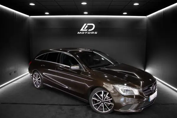 Mercedes-Benz CLA 180 2015 — foto 2 de 17