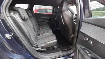 Peugeot 5008 2019 - 17990 EUR, 131000 km - AUTO.MOTO.pt - 131000km - foto 17 de 30