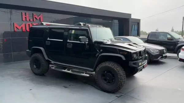 Hummer H2 2010 — foto 2 de 17