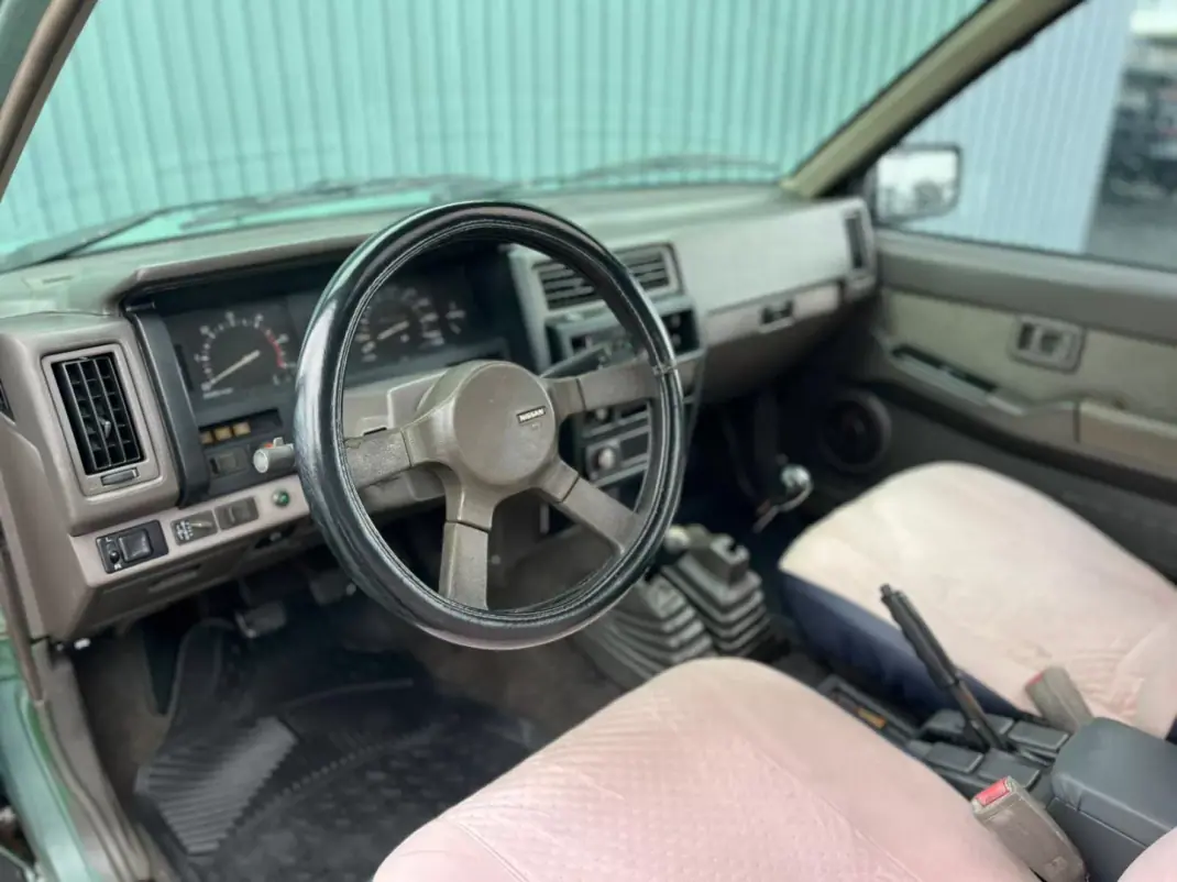 Nissan Terrano 1990 - 7500 EUR, 356940 km - AUTO.MOTO.pt - 356940km - foto 11 de 15