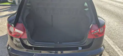 SEAT Ibiza 2011 - 12900 EUR, 126027 km - AUTO.MOTO.pt - 126027km - foto 16 de 39