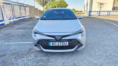 Toyota Corolla 2023 - 25900 EUR, 52000 km - AUTO.MOTO.pt - 52000km - foto 7 de 14