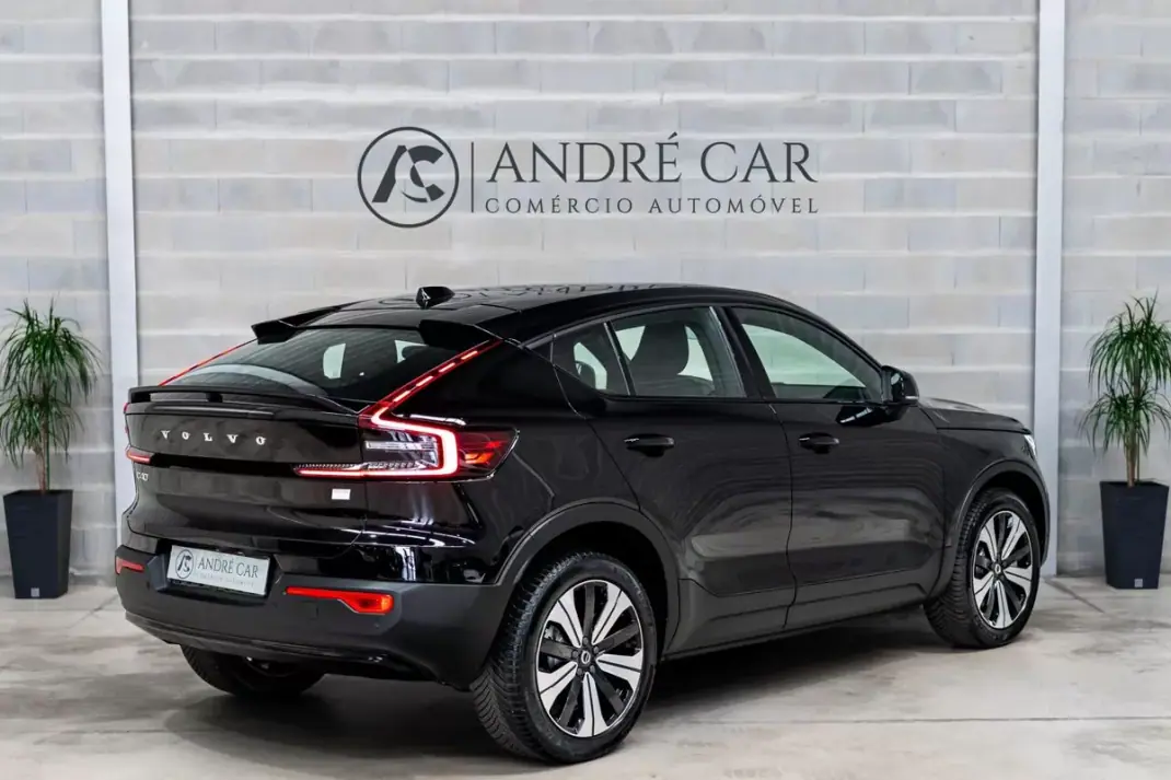Volvo C40 2022 - 29950 EUR, 26683 km - AUTO.MOTO.pt - 26683km - foto 7 de 44