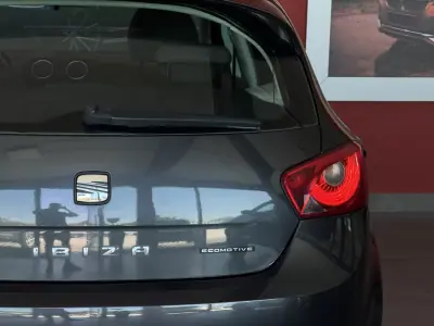 SEAT Ibiza 2009 - 7990 EUR, 126845 km - 126845km - foto 9 de 20