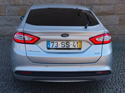 Ford Mondeo 2017 - 12490 EUR, 173000 km - AUTO.MOTO.pt - 173000km - foto 9 de 17