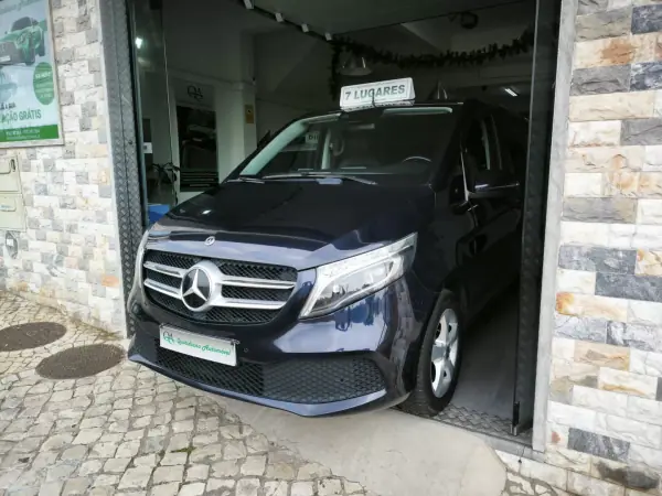 Mercedes-Benz V 250 2021 - 44999 EUR, 230022 km - AUTO.MOTO.pt - 230022km - foto 8 de 46