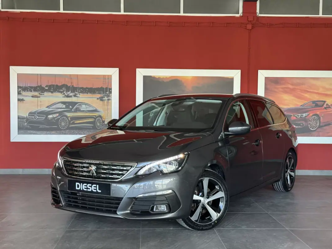 Peugeot 308 SW 2018 - 14990 EUR, 124838 km - AUTO.MOTO.pt - 124838km - foto 2 de 21