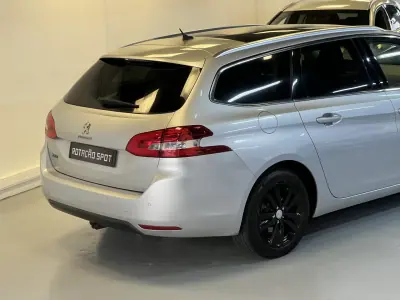 Peugeot 308 SW 2014 - 6990 EUR, 298000 km - AUTO.MOTO.pt - 298000km - foto 8 de 37
