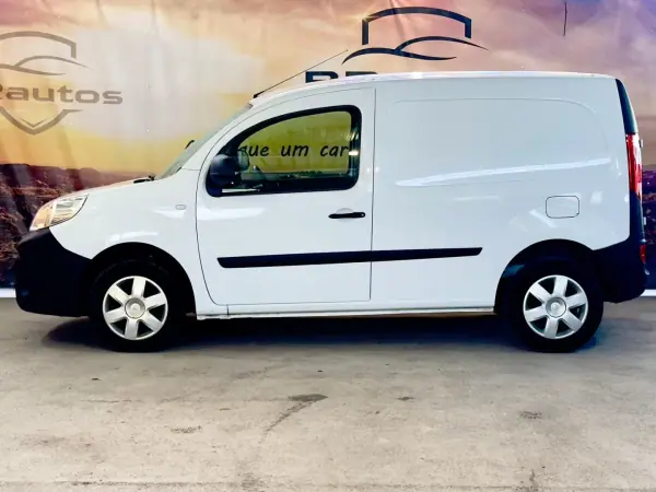 Renault KANGOO 1.5 BLUE DCI 3LUG EDITION ONE 2019 - 11500 EUR, 161094 km - AUTO.MOTO.pt - 161094km - foto 4 de 25