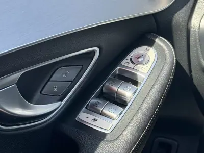 Mercedes-Benz C 220 2019 - 24990 EUR, 171306 km - AUTO.MOTO.pt - 171306km - foto 16 de 24