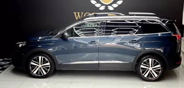 Peugeot 5008 2017 - 20990 EUR, 170705 km - AUTO.MOTO.pt - 170705km - foto 4 de 47