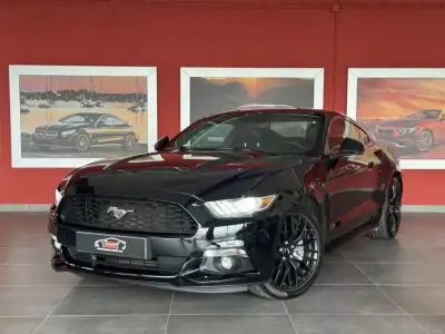 Ford Mustang 2015 - 39990 EUR, 71730 km - AUTO.MOTO.pt - 71730km - foto 2 de 26