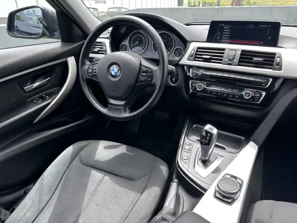 BMW 316 2015 - 12900 EUR, 260000 km - AUTO.MOTO.pt - 260000km - foto 23 de 45