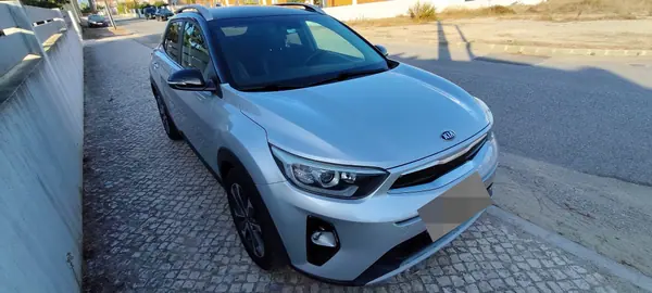 Kia Stonic 2019 — foto 2 de 10