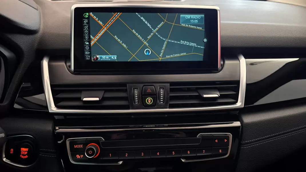 BMW 216 Active Tourer 2017 - 16990 EUR, 118407 km - AUTO.MOTO.pt - 118407km - foto 31 de 72