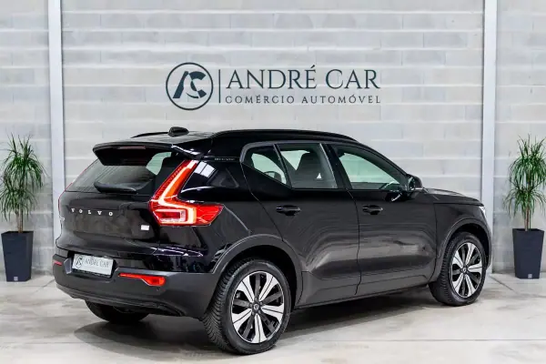 Volvo XC 40 2023 - 29950 EUR, 49881 km - AUTO.MOTO.pt - 49881km - foto 6 de 48