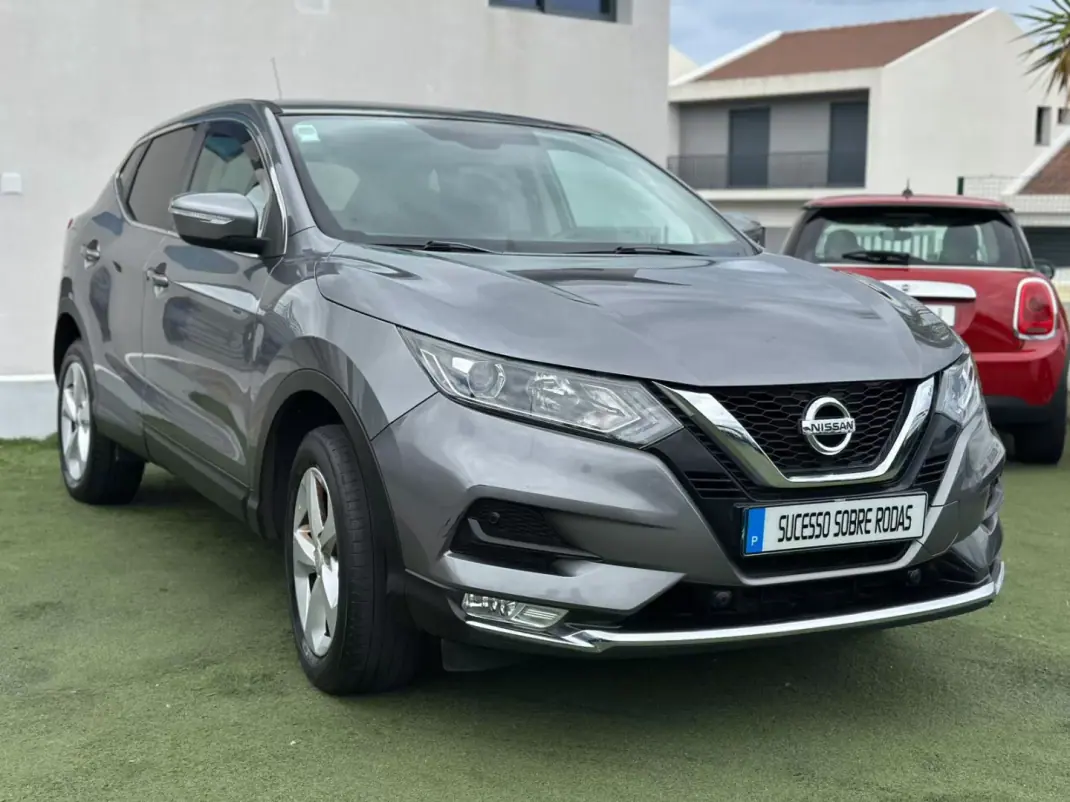 Nissan Qashqai 2018 - 20490 EUR, 79422 km - 79422km - foto 9 de 16