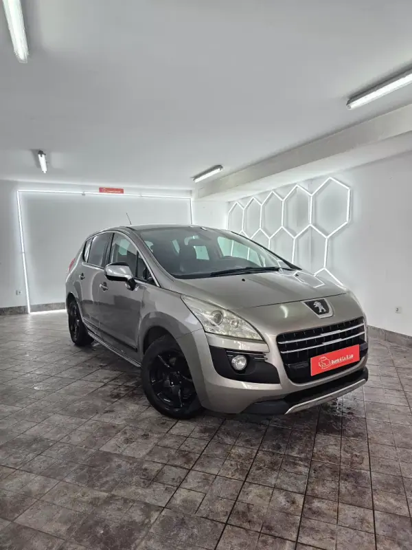 Peugeot 3008 2013 - 10990 EUR, 238991 km - AUTO.MOTO.pt - 238991km - foto 2 de 26