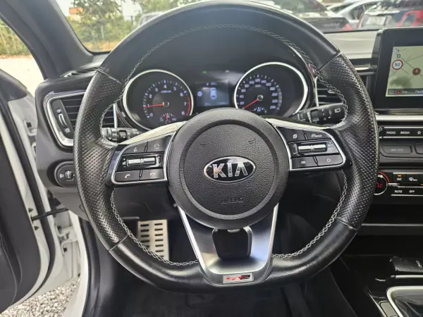 Kia ProCeed 2020 - 17400 EUR, 119400 km - AUTO.MOTO.pt - 119400km - foto 38 de 69