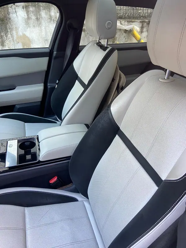 Land Rover Range Rover Velar 2017 - 38500 EUR, 1000 km - 1000km - foto 8 de 11