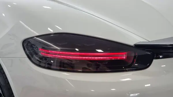 Porsche 718 Boxster 2024 - 89990 EUR, 12821 km - AUTO.MOTO.pt - 12821km - foto 17 de 34