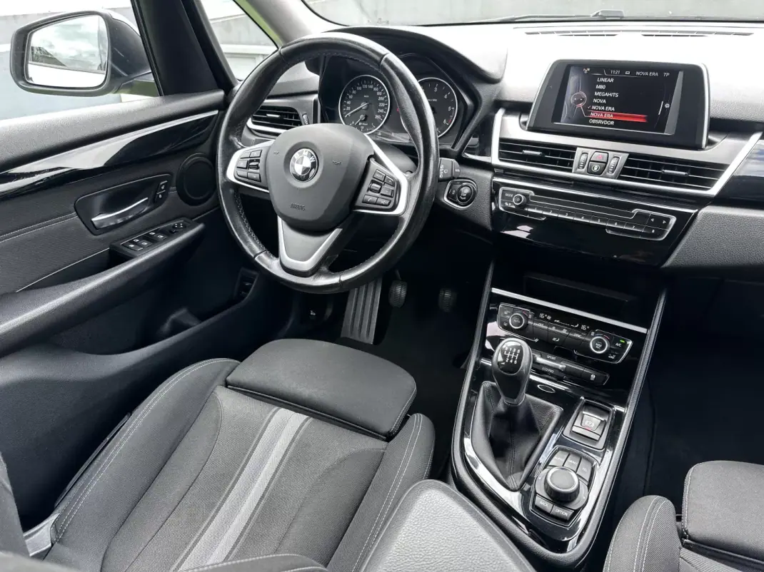 BMW 218 Active Tourer 2016 - 14900 EUR, 190000 km - AUTO.MOTO.pt - 190000km - foto 26 de 58