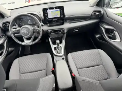 Toyota Yaris 2023 - 22990 EUR, 32000 km - AUTO.MOTO.pt - 32000km - foto 13 de 18