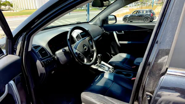 Chevrolet Captiva 2012 - 7490 EUR, 138000 km - AUTO.MOTO.pt - 138000km - foto 7 de 9
