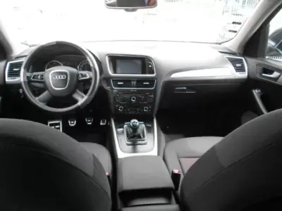 Audi Q5 2010 - 14900 EUR, 177706 km - AUTO.MOTO.pt - 177706km - foto 10 de 13