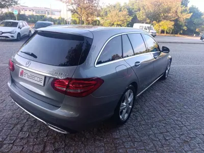 Mercedes-Benz C 220 2015 - 19500 EUR, 150000 km - AUTO.MOTO.pt - 150000km - foto 4 de 15