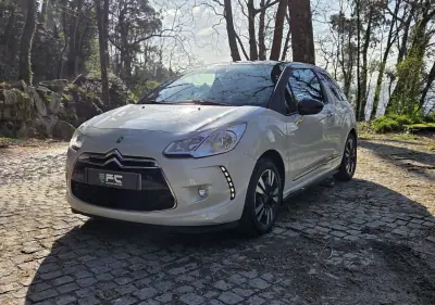 Citroën DS3 2015 - 9850 EUR, 185000 km - AUTO.MOTO.pt - 185000km - foto 4 de 19