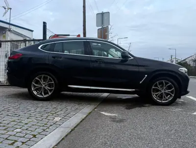 BMW X4 2021 - 45900 EUR, 110000 km - AUTO.MOTO.pt - 110000km - foto 4 de 30