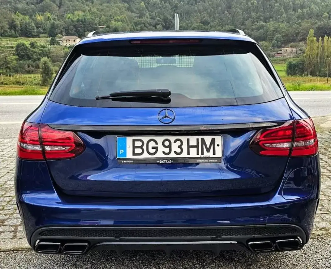 Mercedes-Benz C 300 2020 - 41500 EUR, 94000 km - AUTO.MOTO.pt - 94000km - foto 44 de 46