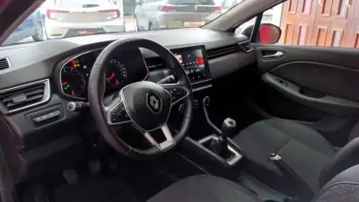 Renault Clio 2021 - 14890 EUR, 67292 km - AUTO.MOTO.pt - 67292km - foto 28 de 67
