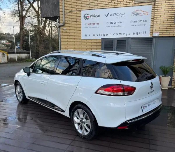 Renault Clio Sport Tourer 2016 - 8900 EUR, 219000 km - AUTO.MOTO.pt - 219000km - foto 5 de 7