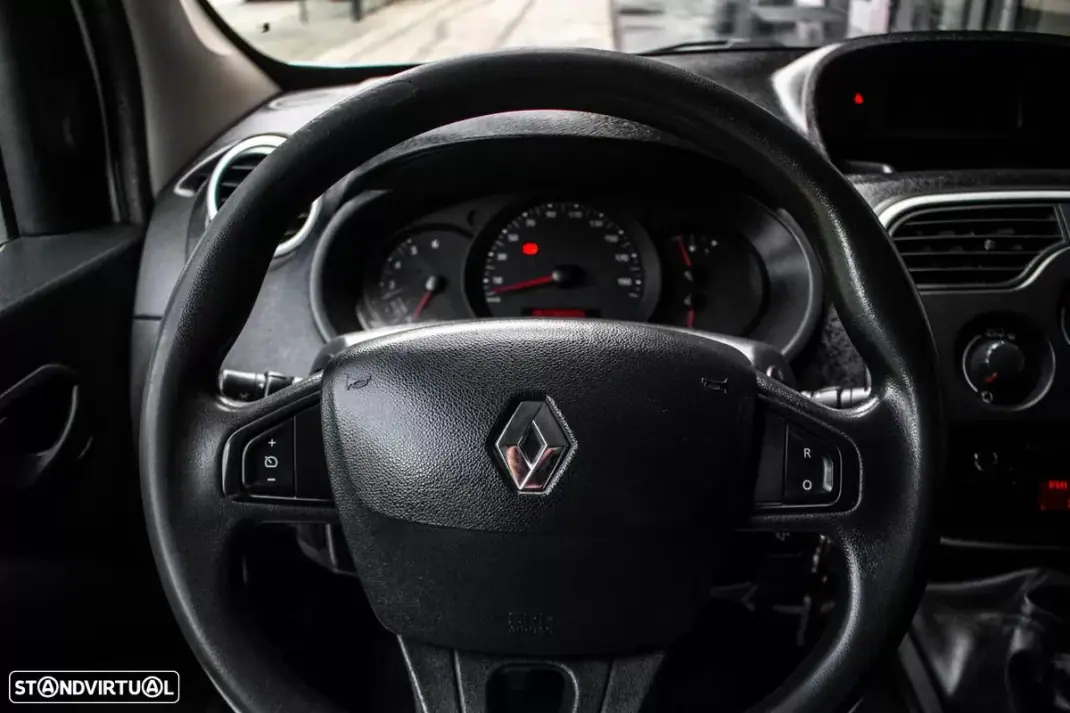 Renault KANGOO EXPRESS 1.5 DCI 115HP ENERGY MAXI BUSINESS 2016 - 5490 EUR, 397806 km - AUTO.MOTO.pt - 397806km - foto 2 de 23