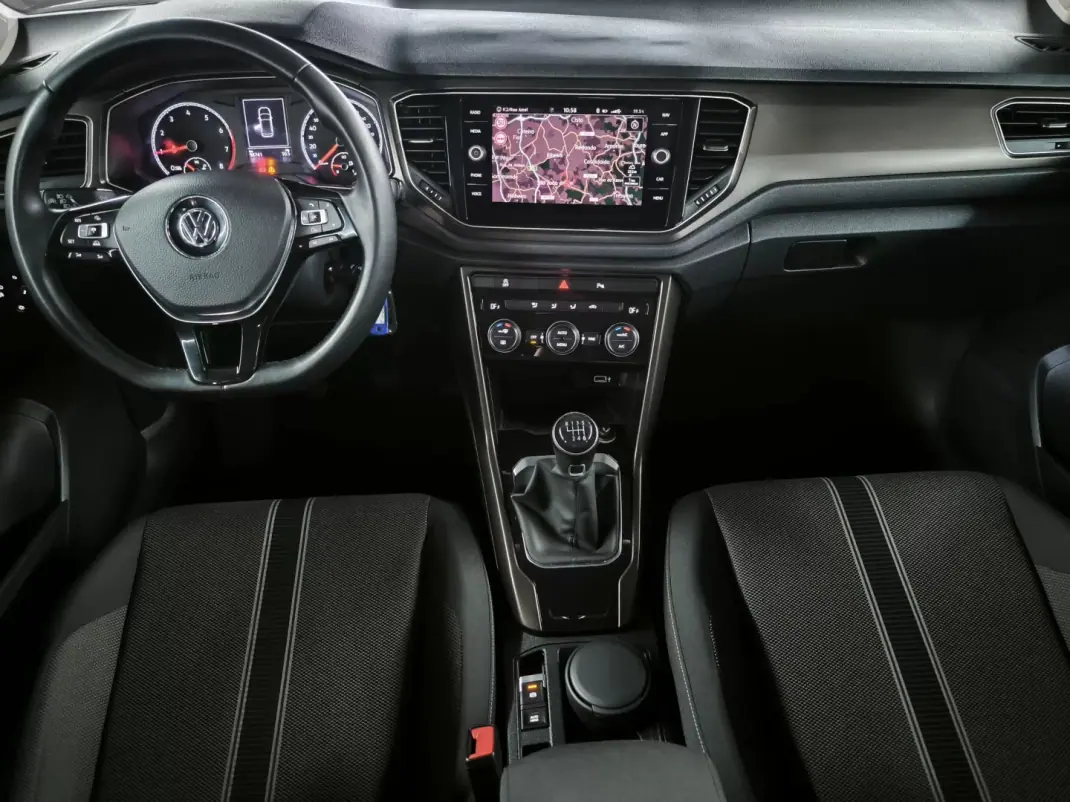 Volkswagen T-Roc 2018 - 15950 EUR, 98741 km - 98741km - foto 15 de 34