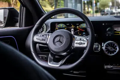 Mercedes-Benz GLA 250 2023 - 38790 EUR, 69317 km - AUTO.MOTO.pt - 69317km - foto 36 de 48