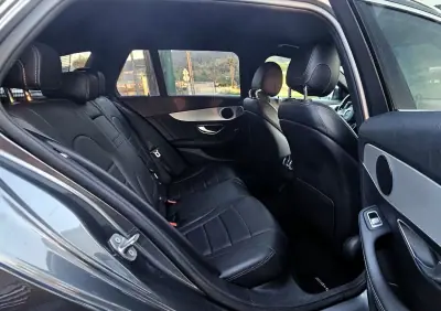 Mercedes-Benz C 220 2017 - 26500 EUR, 126000 km - AUTO.MOTO.pt - 126000km - foto 8 de 32