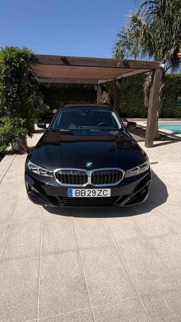 BMW 320 e Line Sport Auto 2023 Híbrido Plug-In