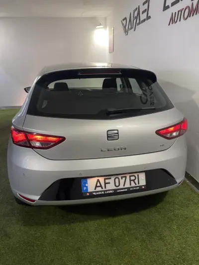 SEAT Leon 2013 - 8500 EUR, 258000 km - AUTO.MOTO.pt - 258000km - foto 6 de 27