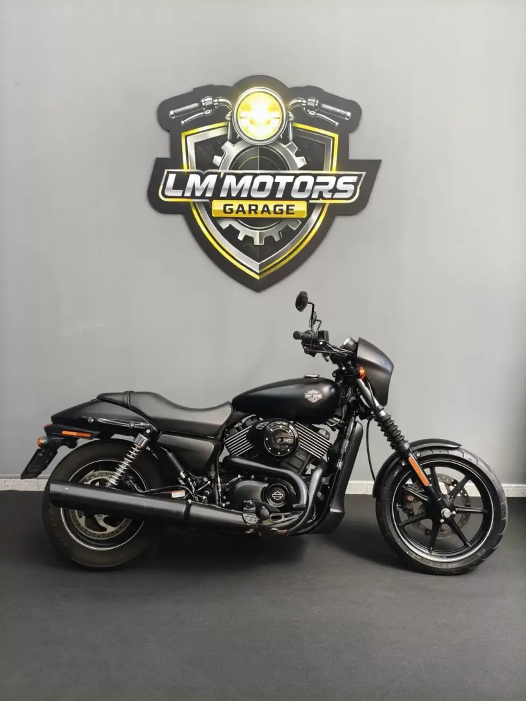 Harley-Davidson Dyna Glide Street Bob 2016 - 5950 EUR, 3000 km - AUTO.MOTO.pt - 3000km - foto 1 de 21
